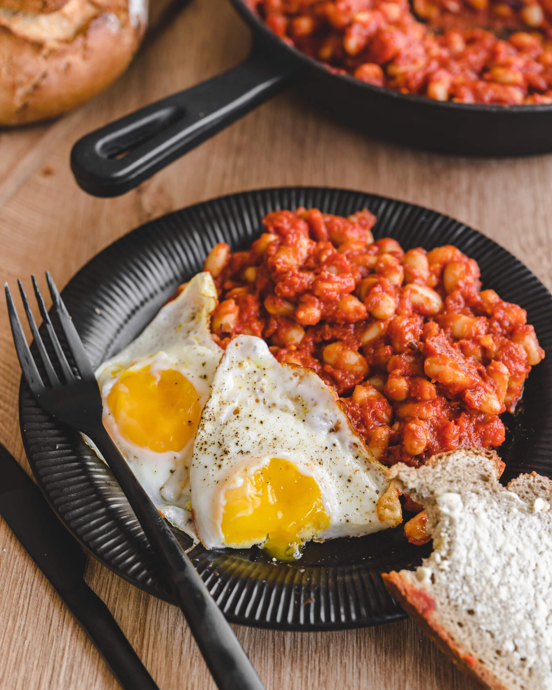Leckere Baked Beans (gebackene Bohnen) einfach selber machen Leckere Baked Beans (gebackene Bohnen) einfach selber machen