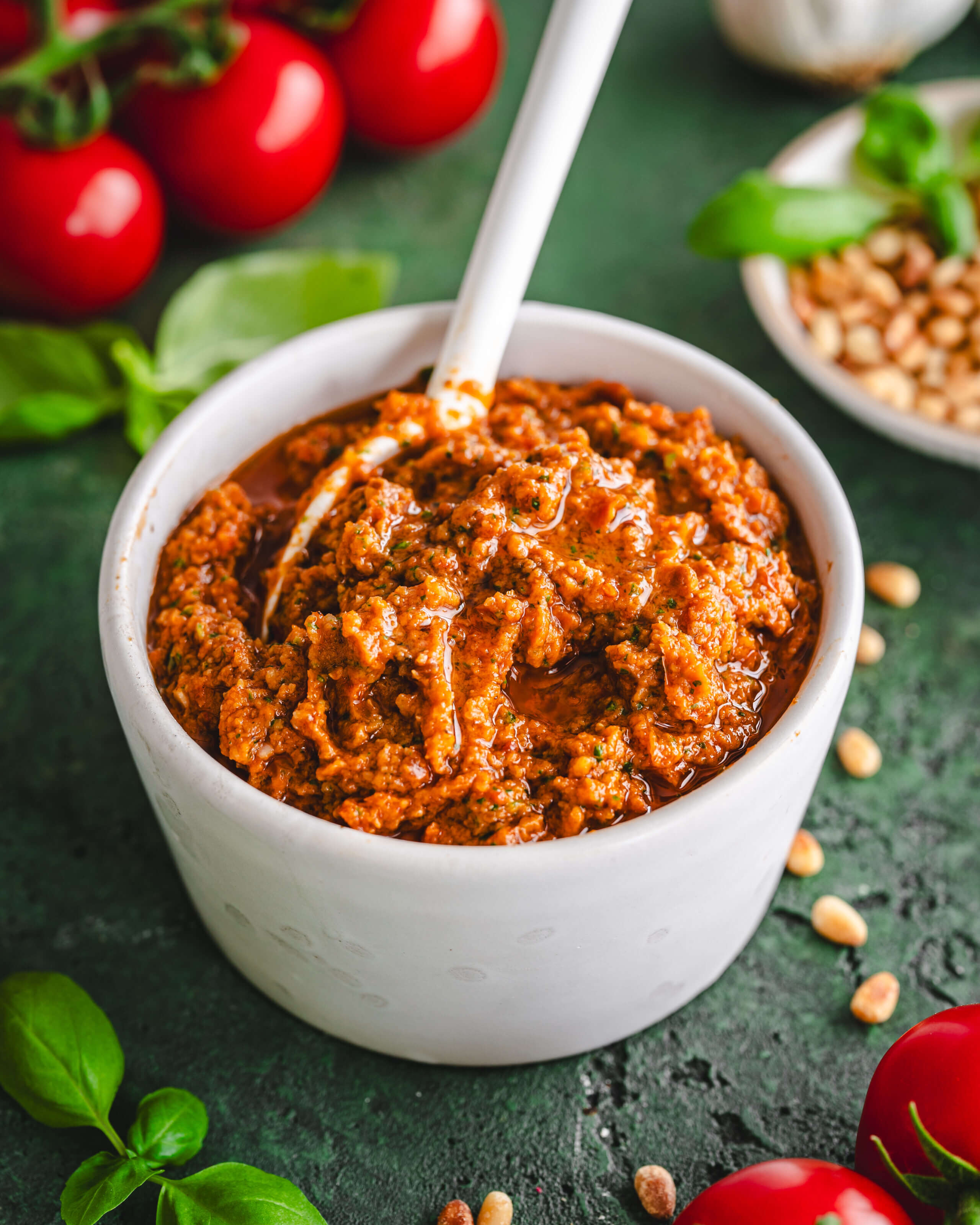 Rotes Pesto selber machen - so zauberst du dir dein Tomatenpesto Rotes Pesto selber machen - so zauberst du dir dein Tomatenpesto