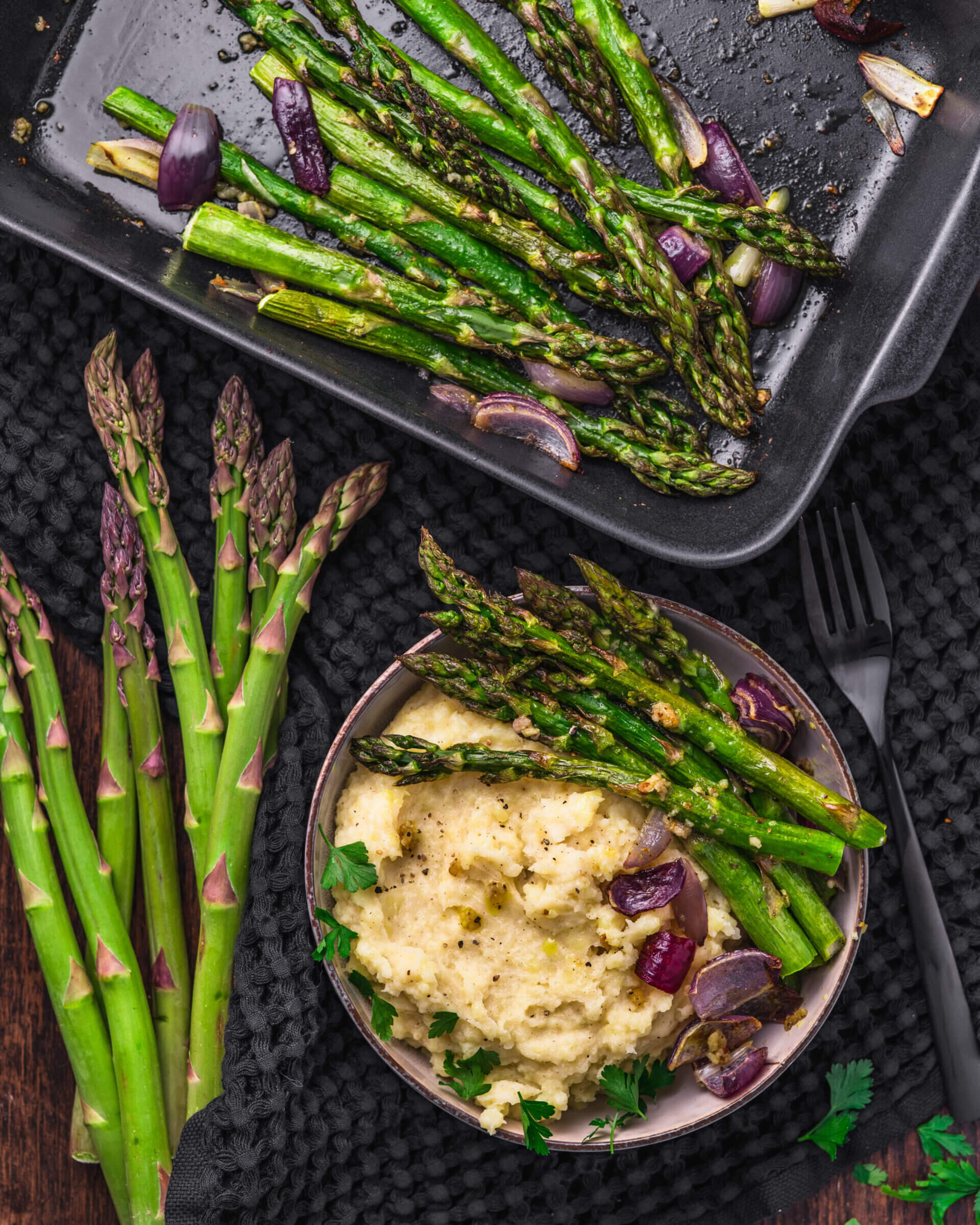 Grüner Spargel aus dem Backofen – einfaches Rezept Grüner Spargel aus dem Backofen – einfaches Rezept